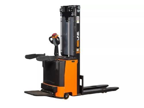 Штабелер самоходный электрический SIBLINE CL 1545W с платформой оператора 1.5т 4.5м